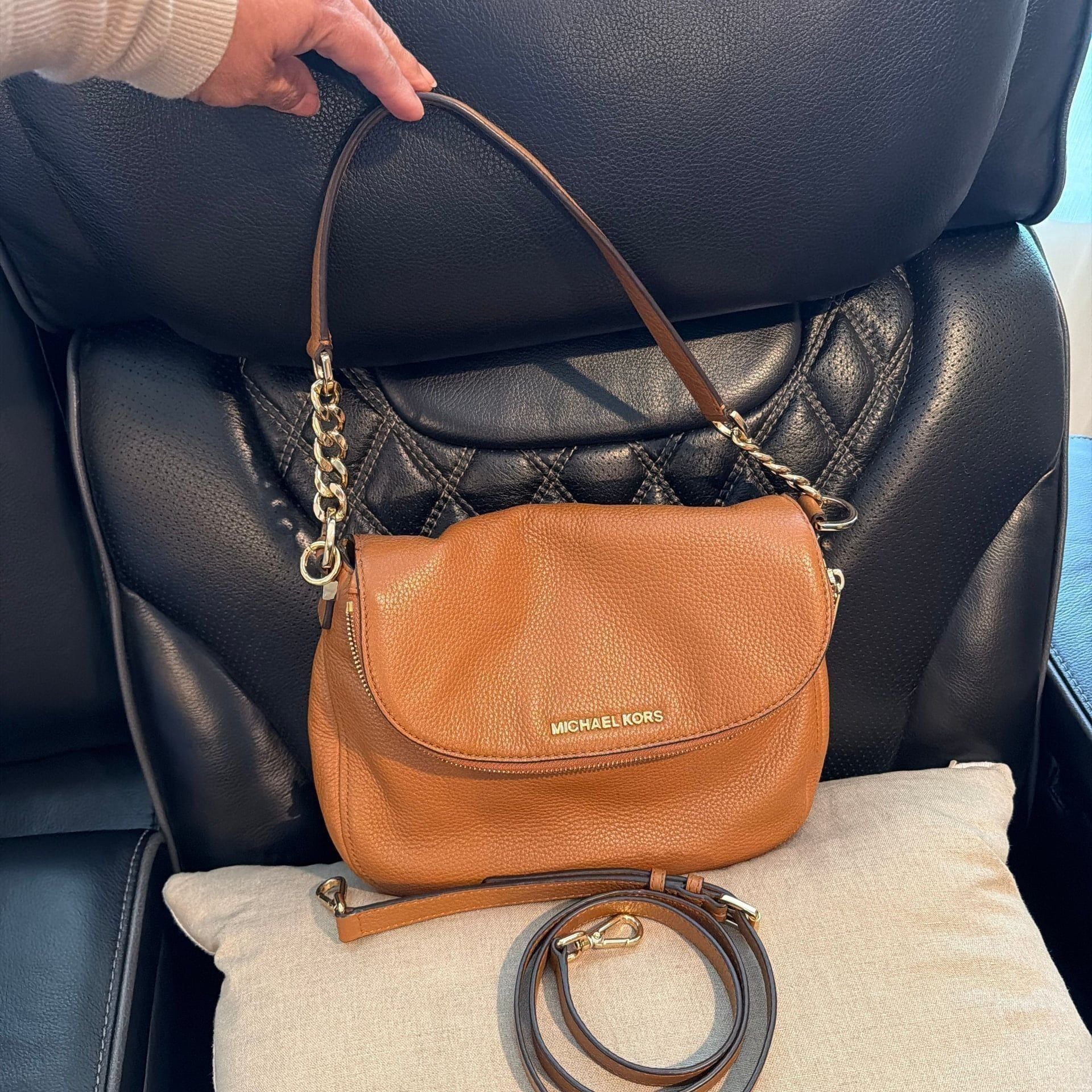 Michael Kors Bedford Pebbled Leather Flap Shoulder Bag In Luggage Brown